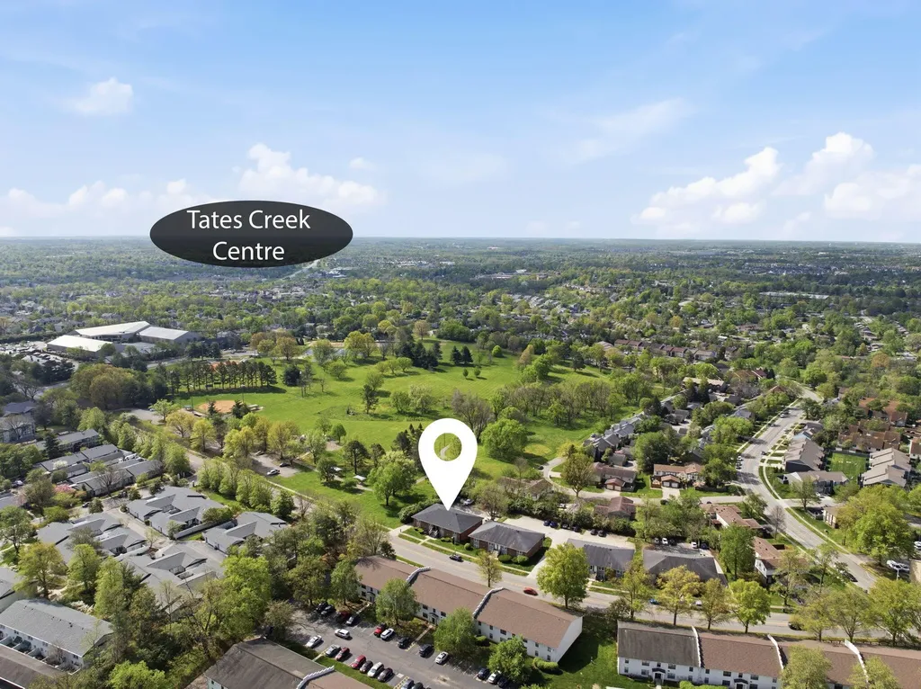 388 Redding Road Lexington KY 40517
