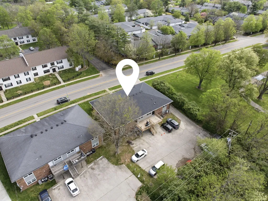 388 Redding Road Lexington KY 40517
