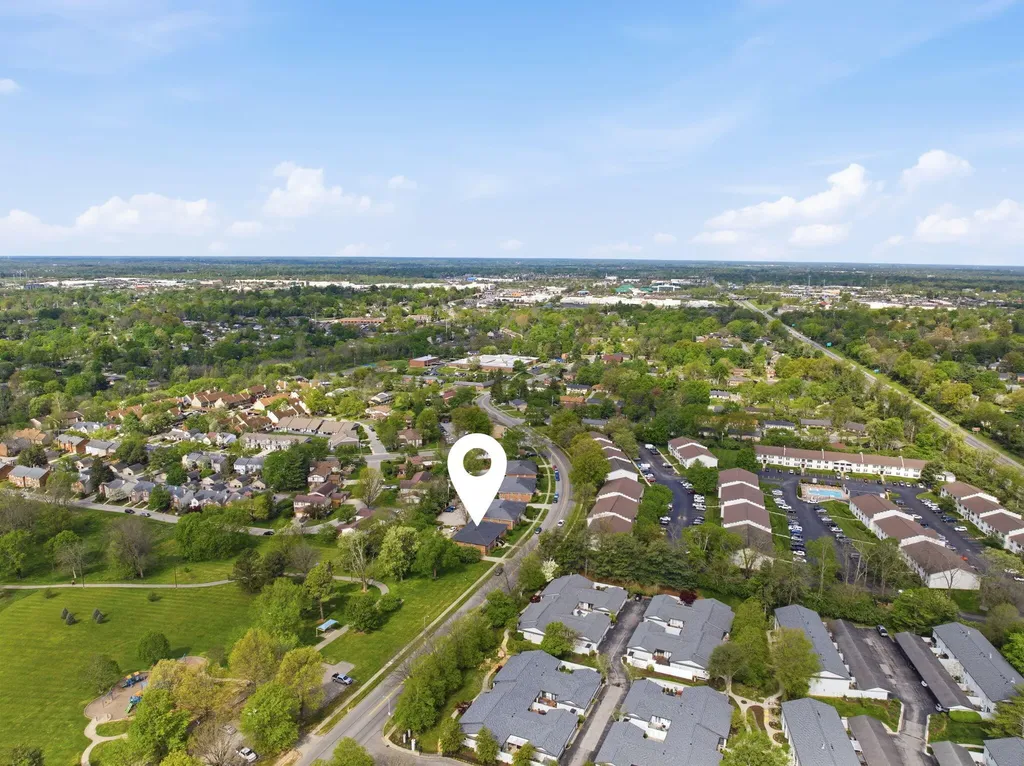 388 Redding Road Lexington KY 40517