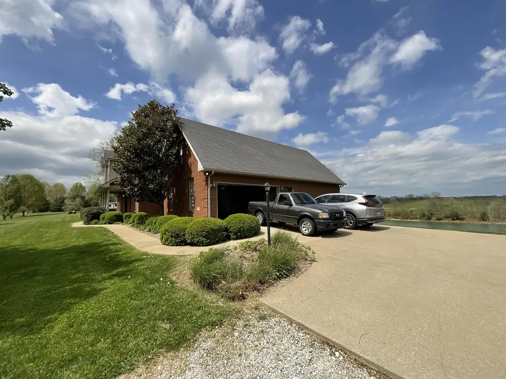 5781 Mccormick Road Mt Sterling KY 40353