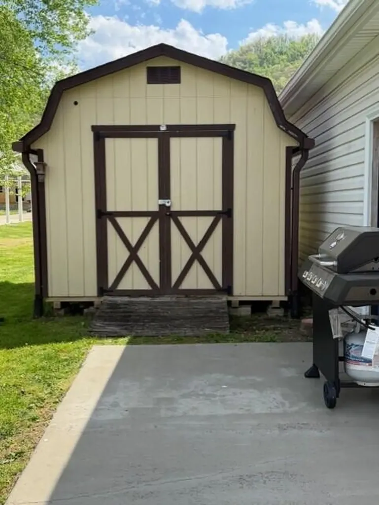 42 May Street Auxier KY 41602