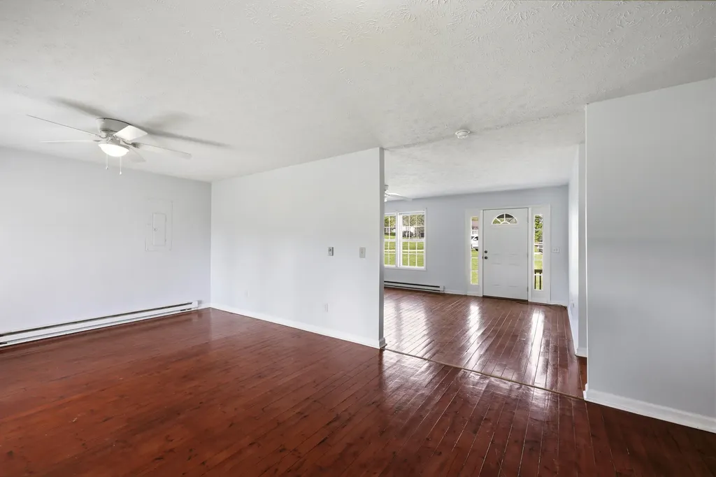 124 Mockingbird Lane Berry KY 41003