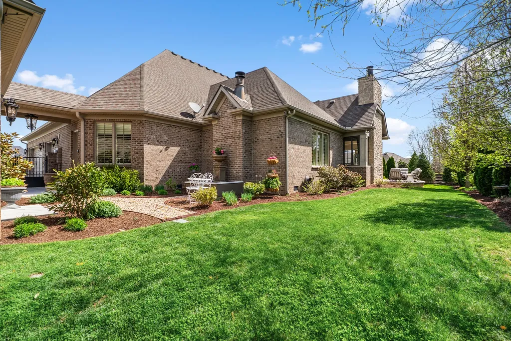 616 Old Coach Road Nicholasville KY 40356