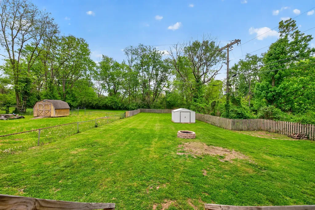 322 Laurel Lane Nicholasville KY 40356