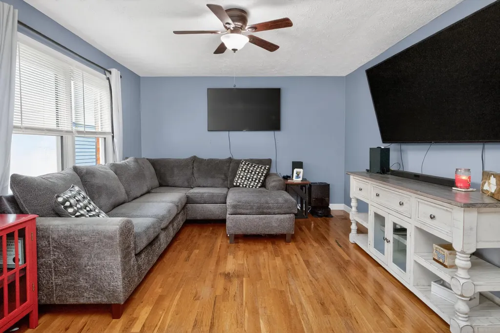 322 Laurel Lane Nicholasville KY 40356