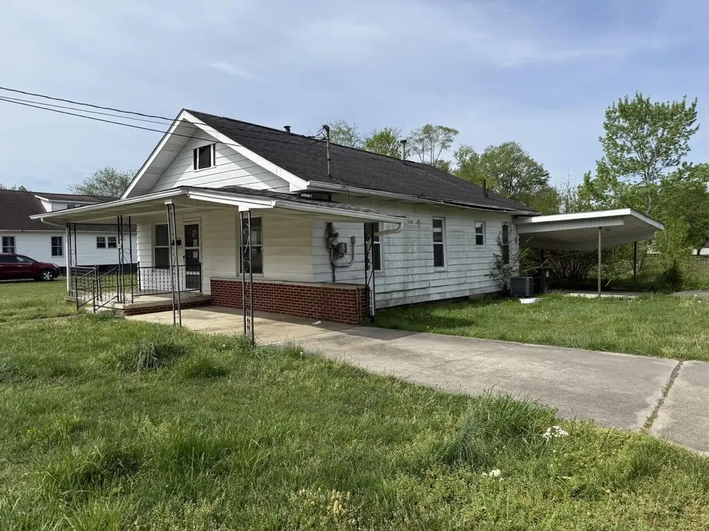 222 Hamlin Avenue Corbin KY 40701