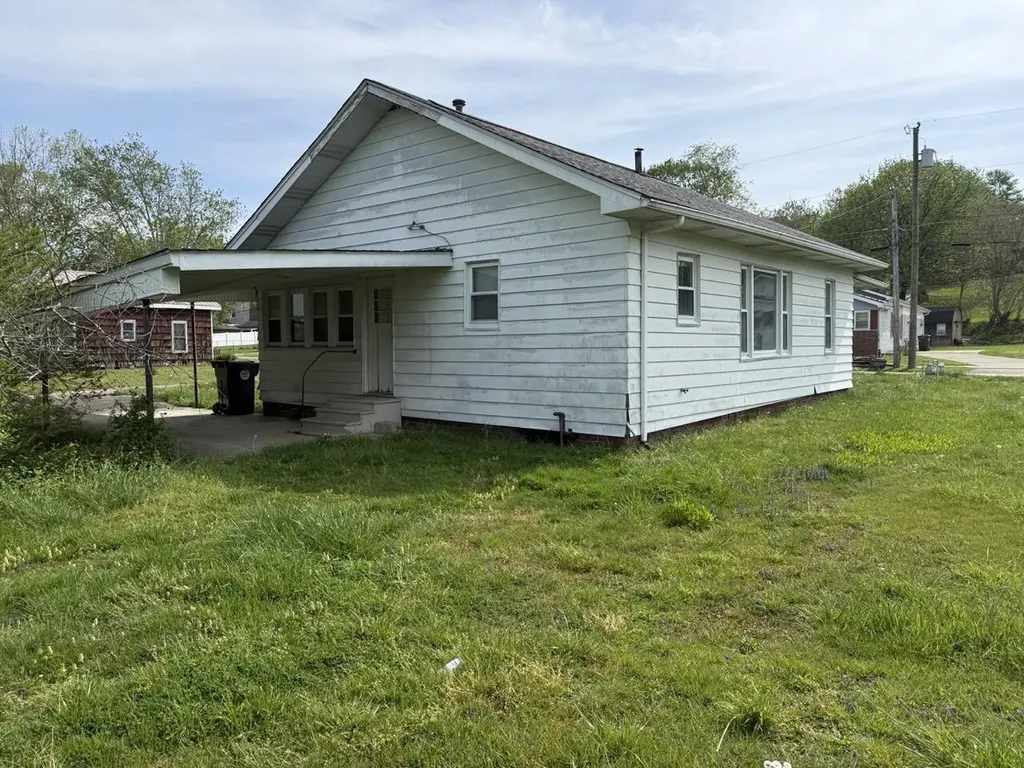 222 Hamlin Avenue Corbin KY 40701