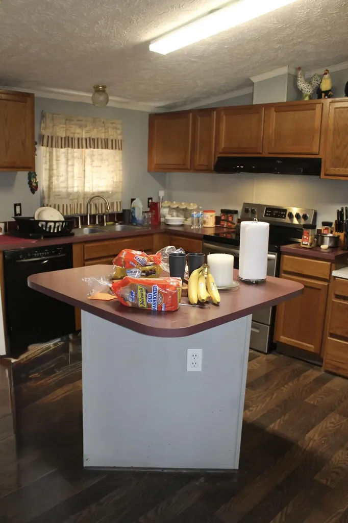 130 Fox Lane Drive Jeffersonville KY 40337