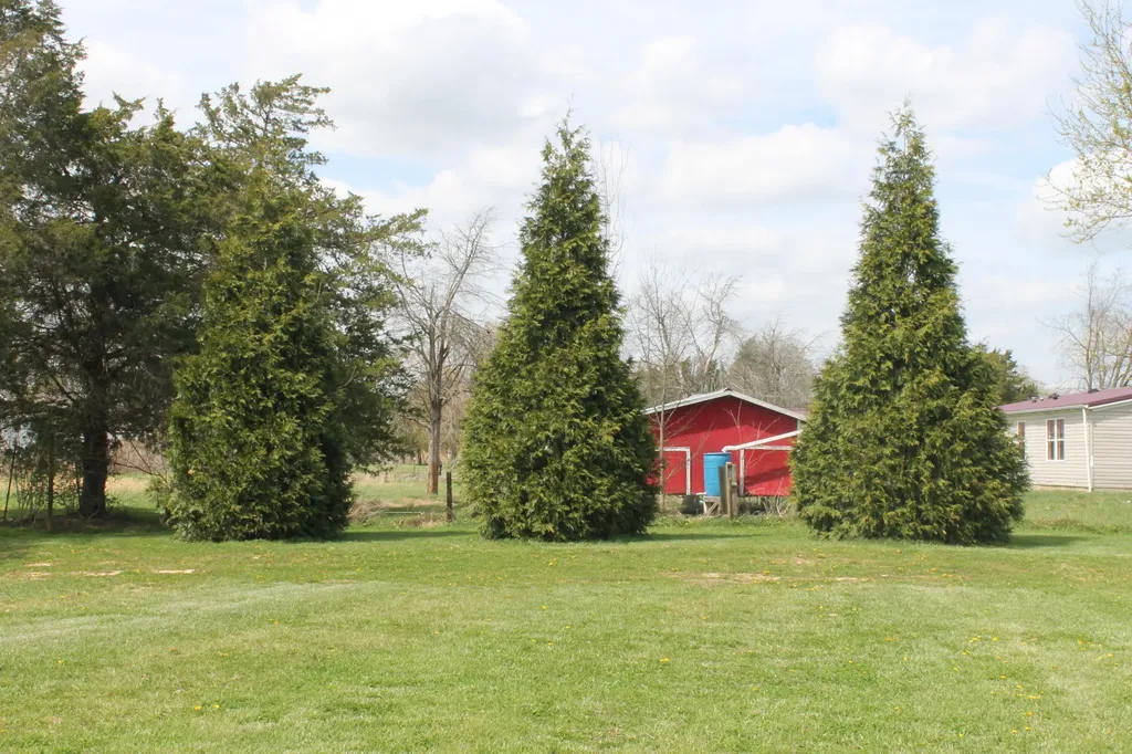 130 Fox Lane Drive Jeffersonville KY 40337