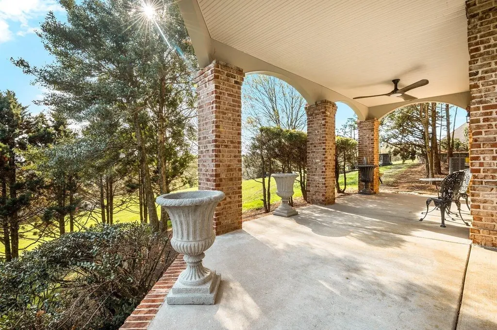 189 Oakwood Drive London KY 40744