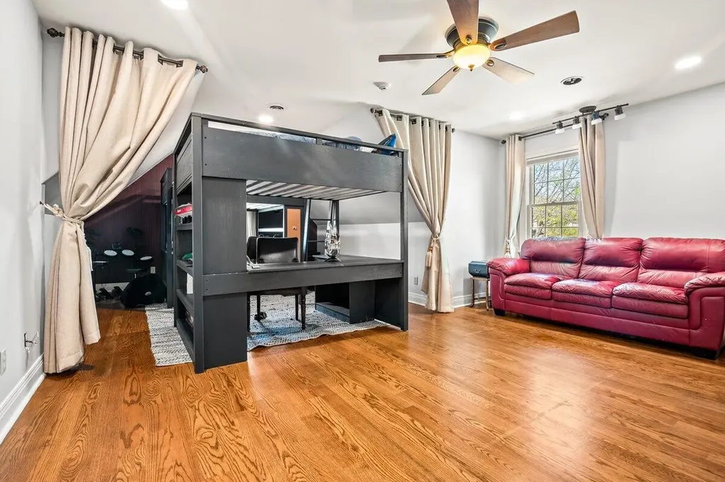 189 Oakwood Drive London KY 40744