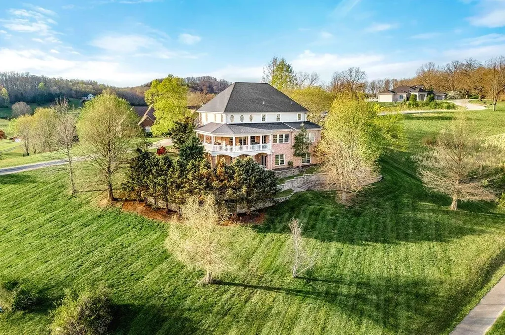 189 Oakwood Drive London KY 40744