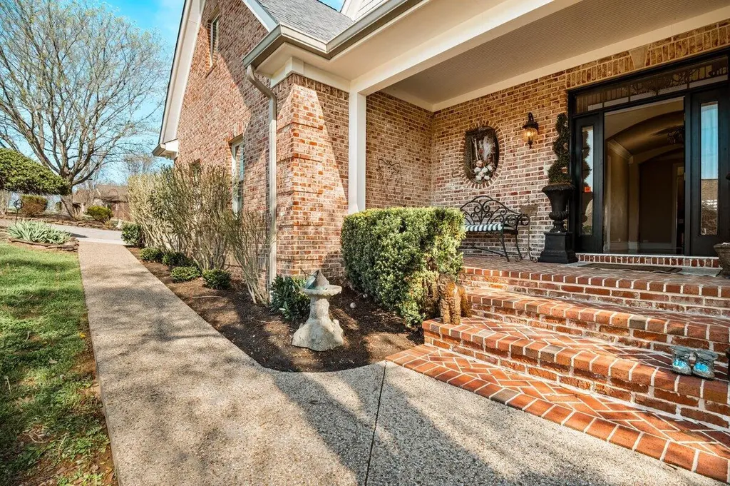 189 Oakwood Drive London KY 40744