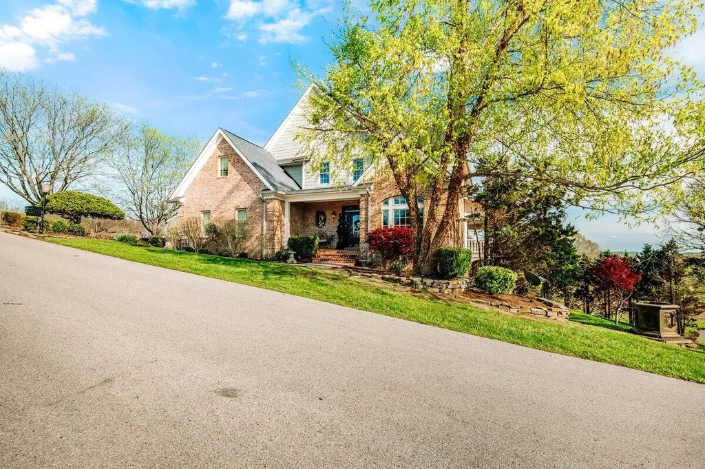 189 Oakwood Drive London KY 40744