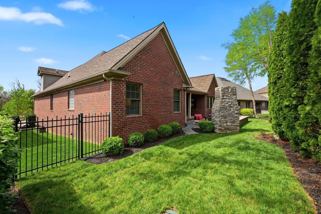 2532 Pascoli Place Lexington KY 40509