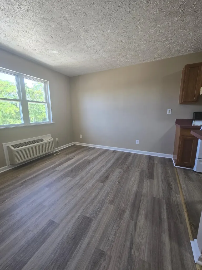 16 Linden Avenue Winchester KY 40391