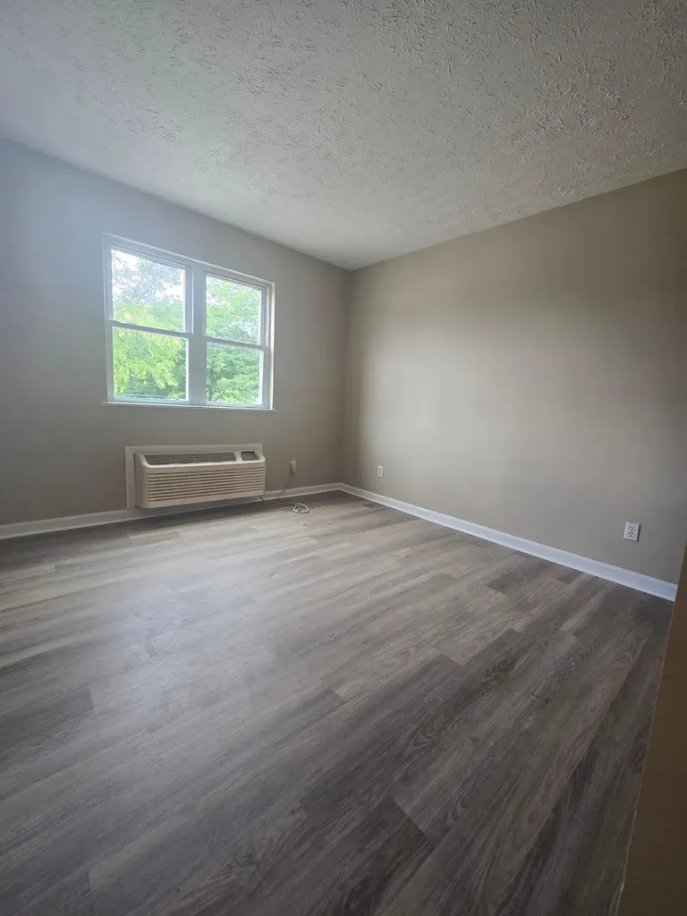 16 Linden Avenue Winchester KY 40391