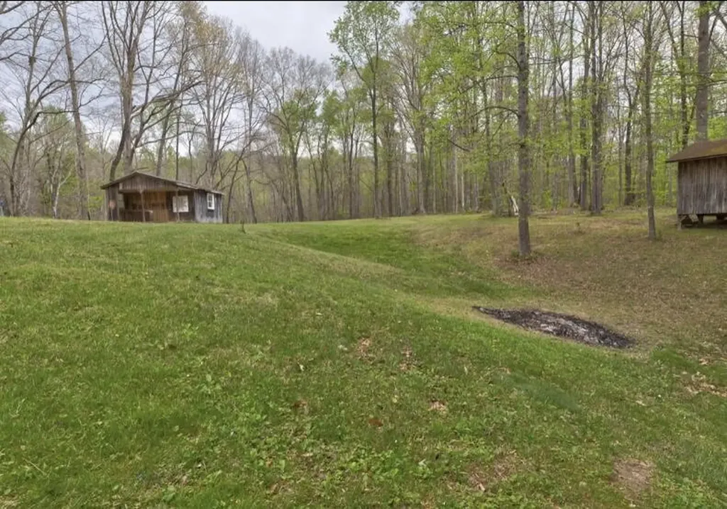 6130 Hardwicks Creek Road Clay City KY 40312