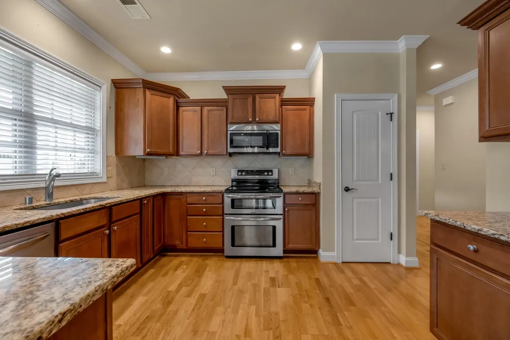 3456 Rabbits Foot Trail Lexington KY 40503