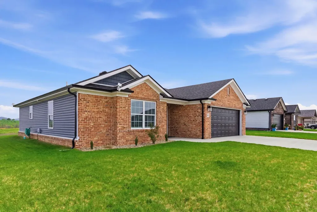 410 Wyldwood Way Berea KY 40403