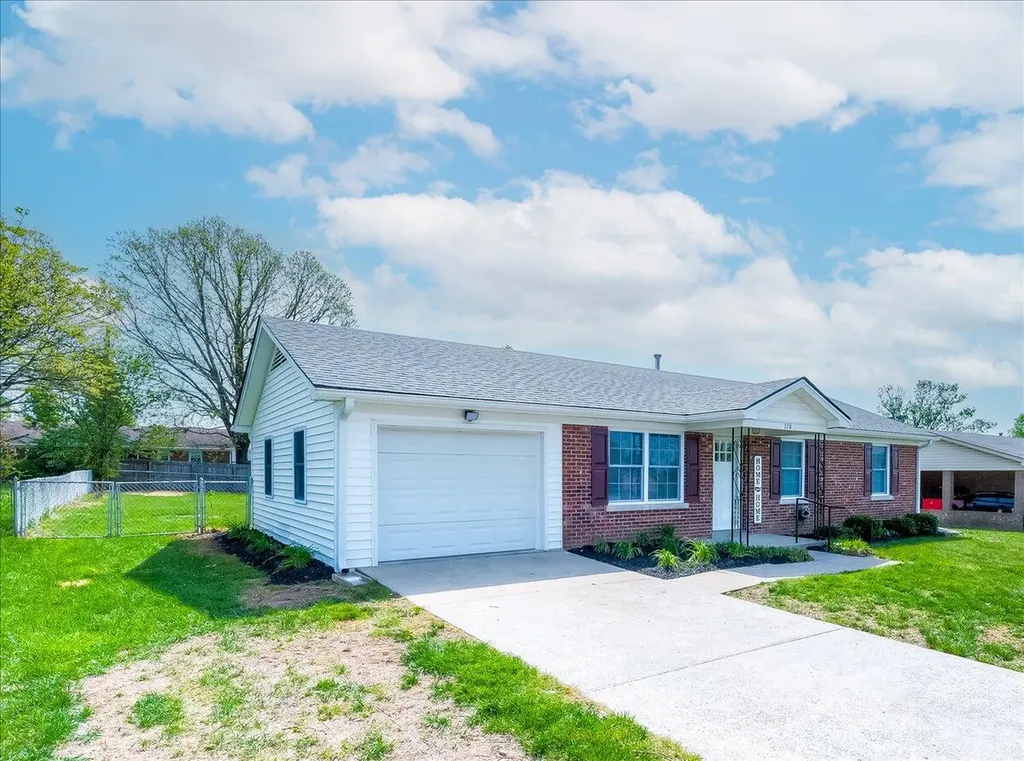 320 Bellechase Lane Nicholasville KY 40356