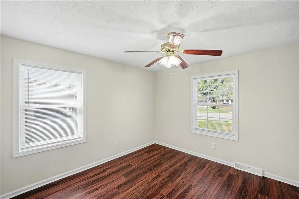 320 Bellechase Lane Nicholasville KY 40356