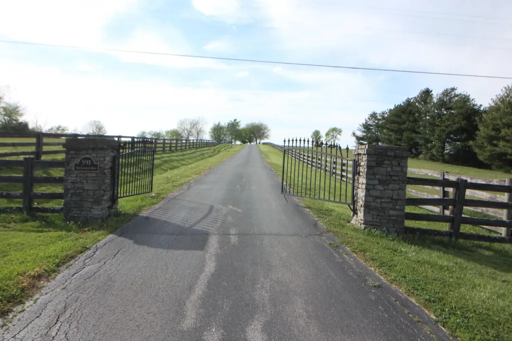 591 Old Lebanon Road Springfield KY 40069