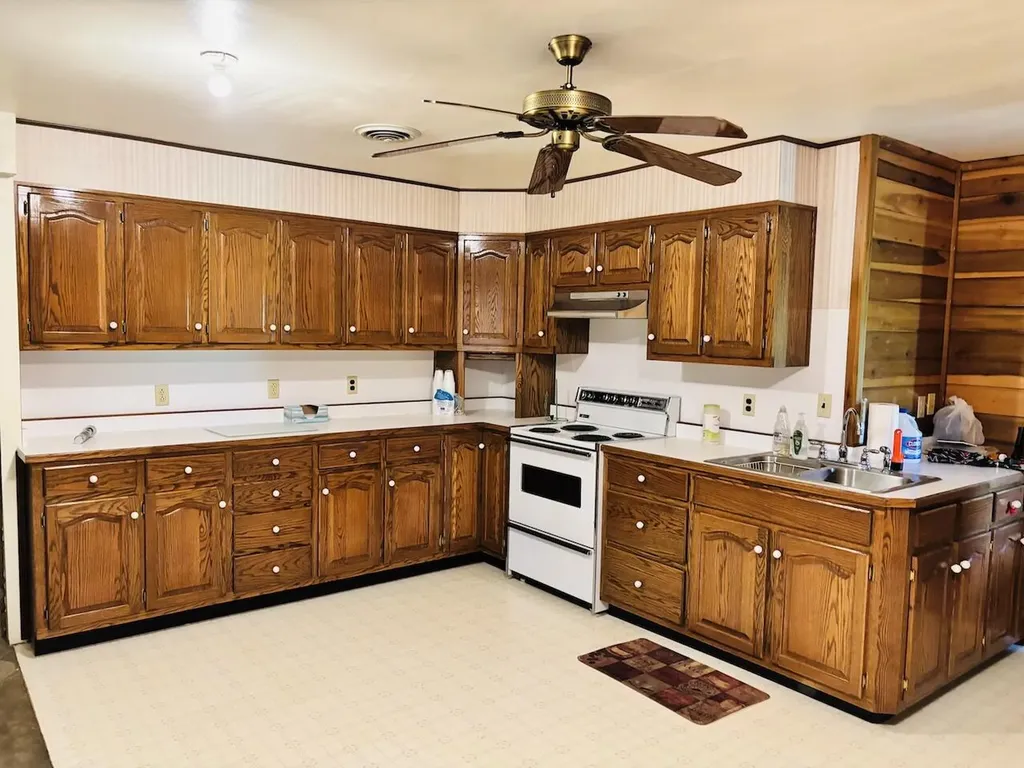 1265 Thornton Road Russell Springs KY 42642