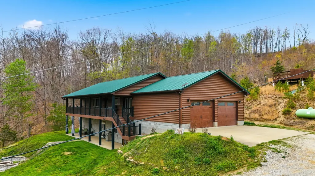560 Davis Drive Olive Hill KY 41164
