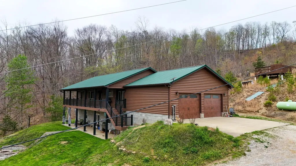 560 Davis Drive Olive Hill KY 41164