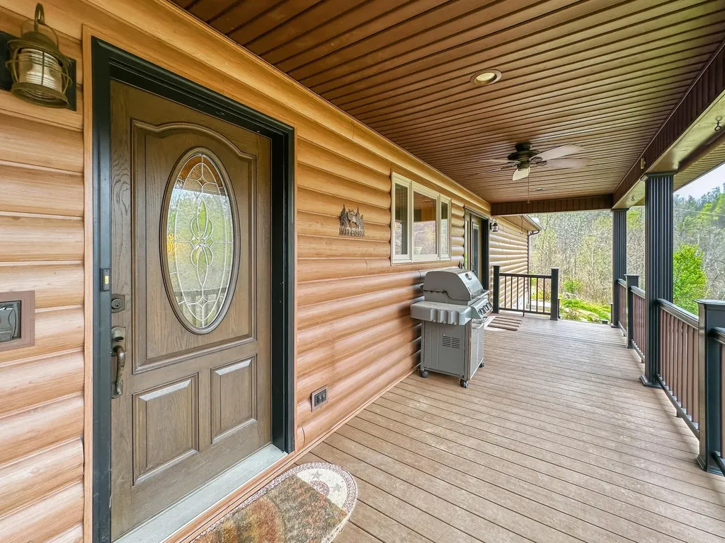 560 Davis Drive Olive Hill KY 41164