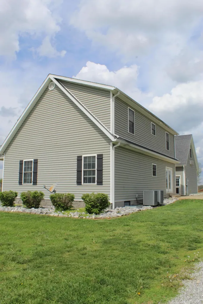 990 Dry Fork Road Danville KY 40422