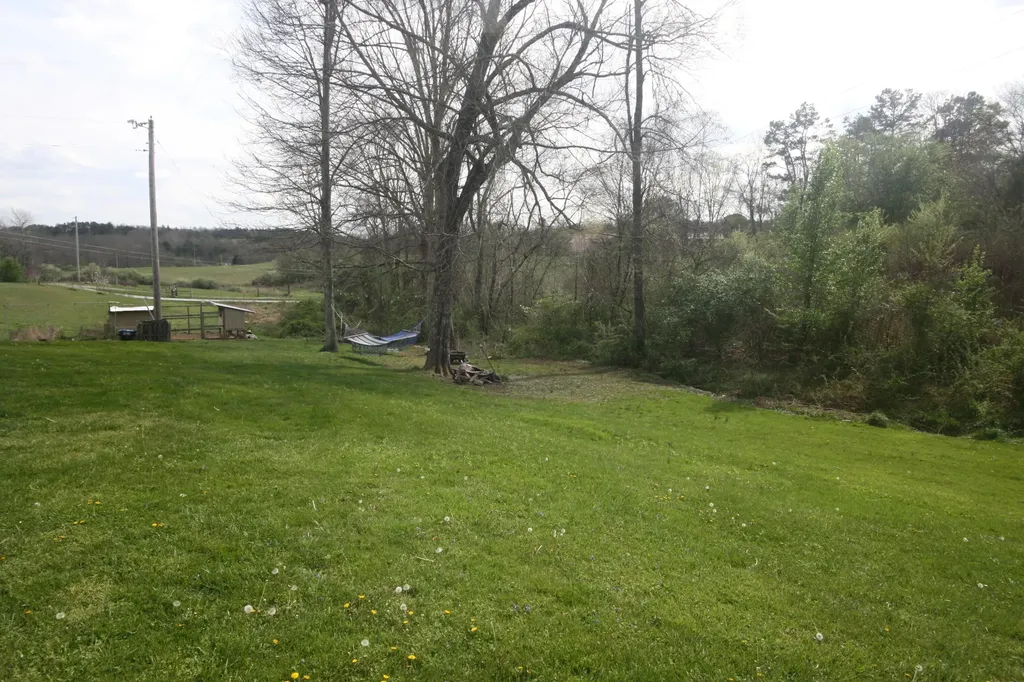 1742 Jackson County High School Road Mckee KY 40447
