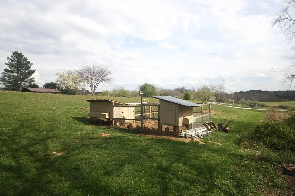 1742 Jackson County High School Road Mckee KY 40447