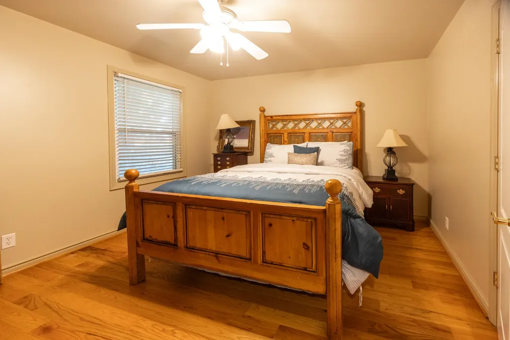 4462 Mount Horeb Pike Lexington KY 40511