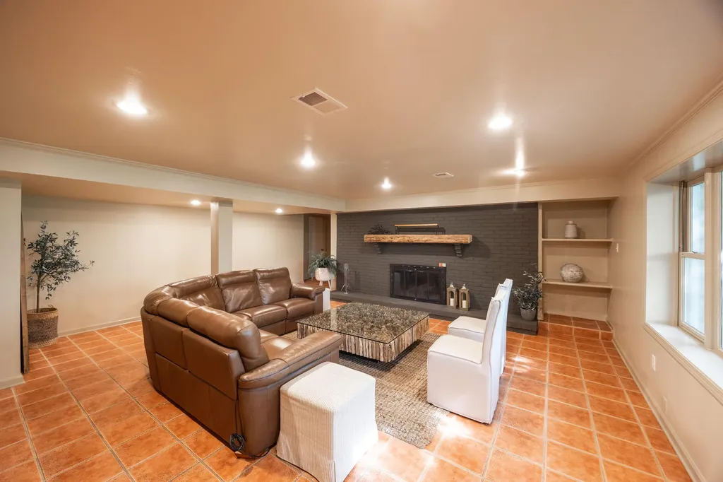 4462 Mount Horeb Pike Lexington KY 40511