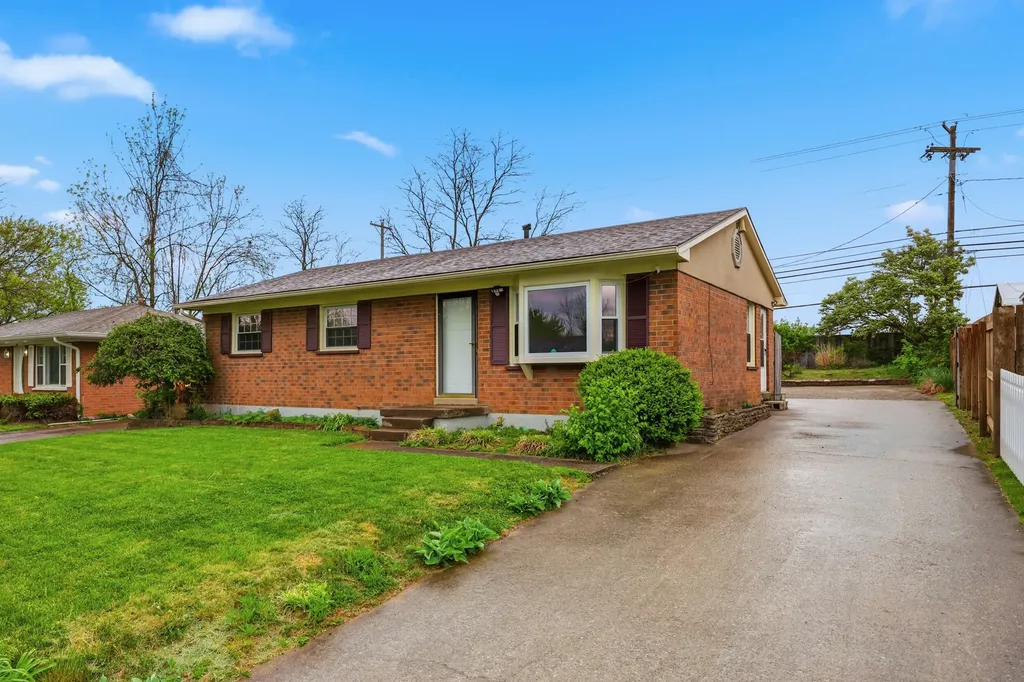 401 Peachtree Road Lexington KY 40509