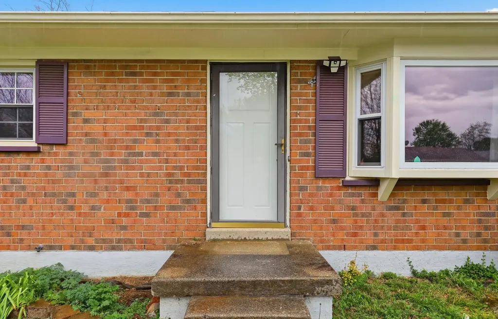401 Peachtree Road Lexington KY 40509