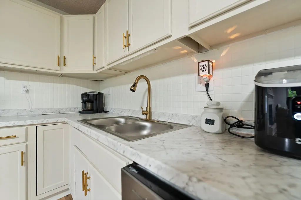 1726 Mildred Road Mckee KY 40447