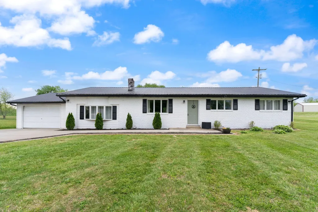 1726 Mildred Road Mckee KY 40447