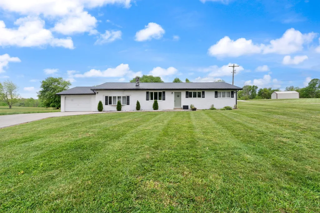 1726 Mildred Road Mckee KY 40447