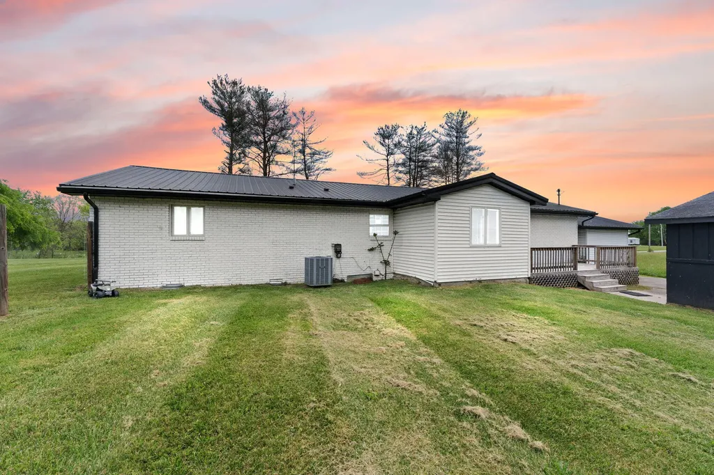 1726 Mildred Road Mckee KY 40447