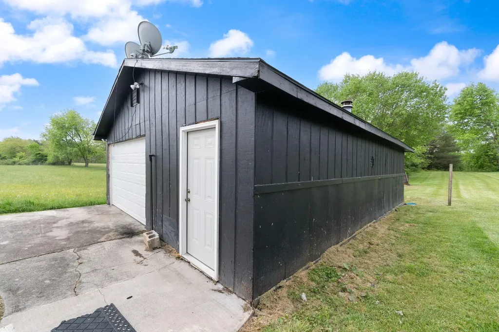1726 Mildred Road Mckee KY 40447