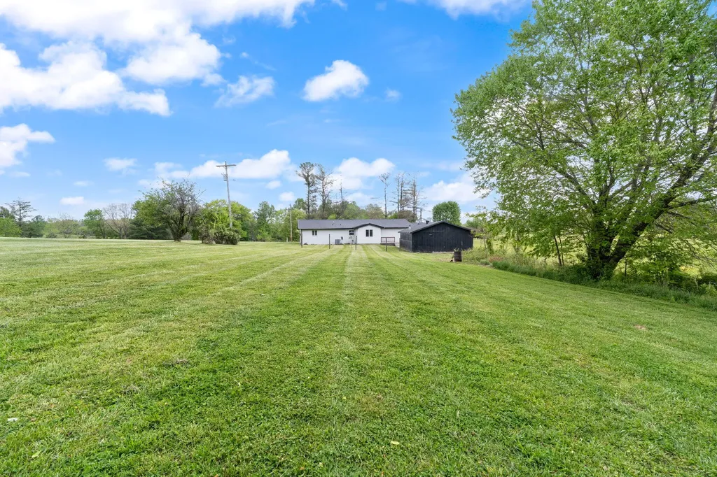 1726 Mildred Road Mckee KY 40447