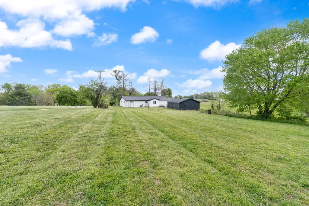 1726 Mildred Road Mckee KY 40447