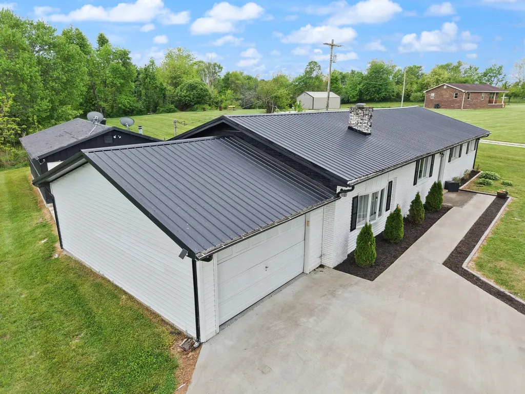1726 Mildred Road Mckee KY 40447
