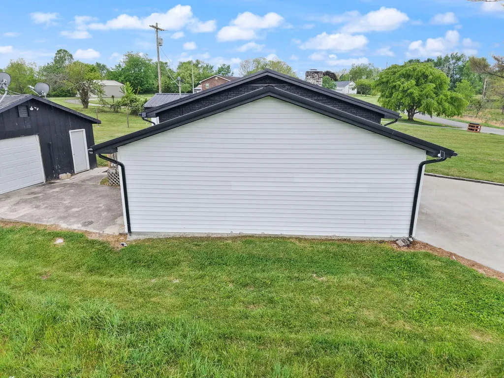 1726 Mildred Road Mckee KY 40447