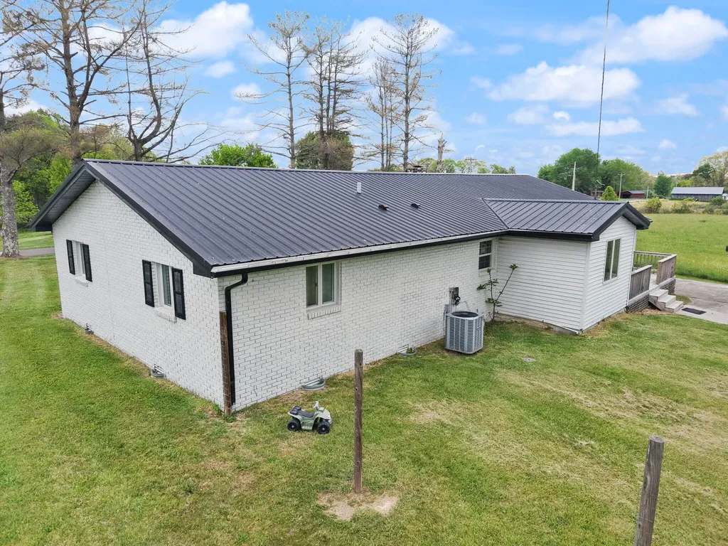1726 Mildred Road Mckee KY 40447