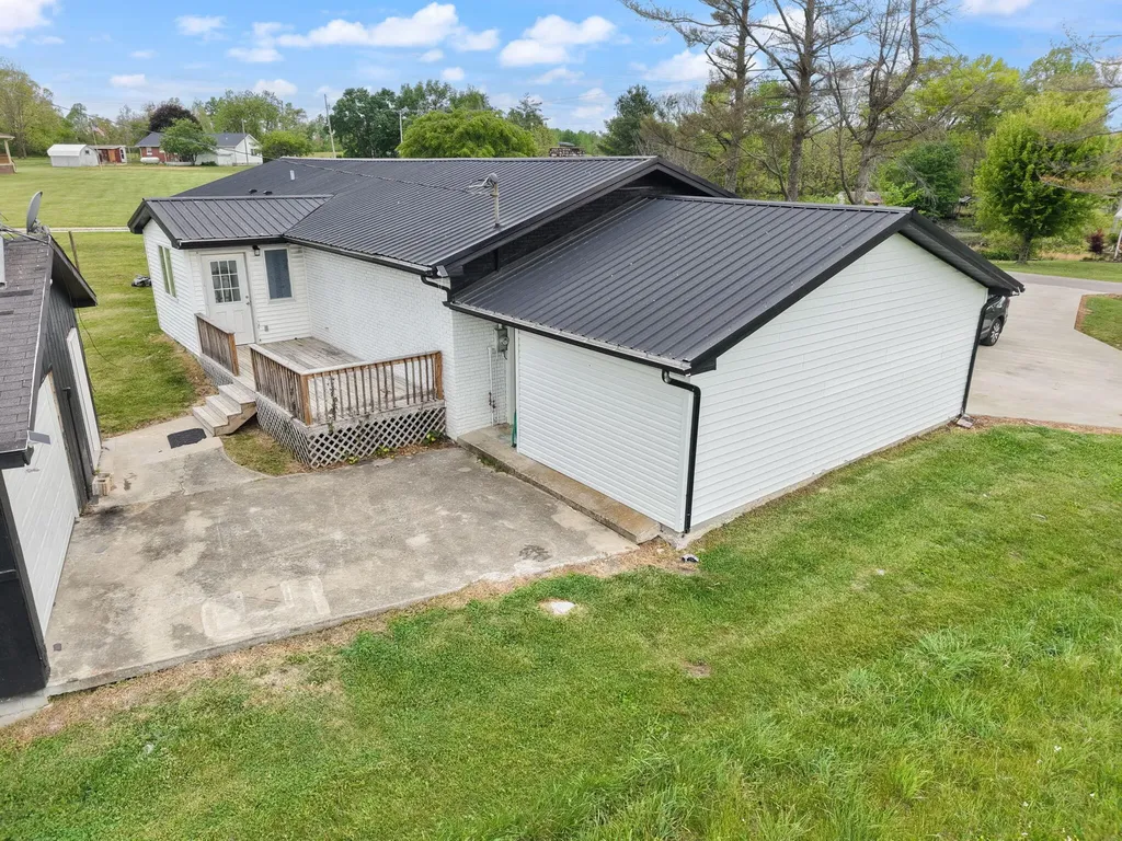 1726 Mildred Road Mckee KY 40447