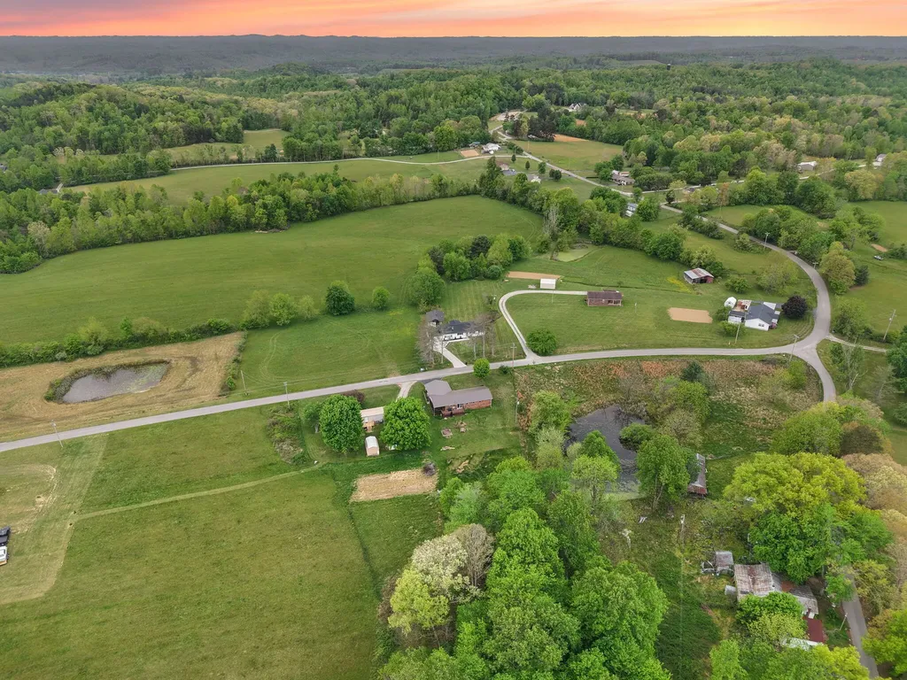1726 Mildred Road Mckee KY 40447